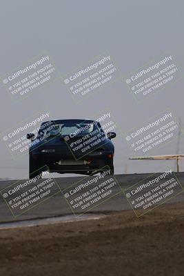 media/Oct-19-2025-Speed Ventures (Sun) [[a6e7fe67be]]/Purple/Session 1 (Grapevine)/